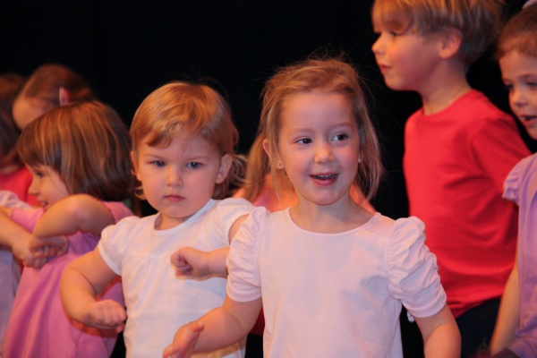 schauturnen 2010 sgs 029.jpg